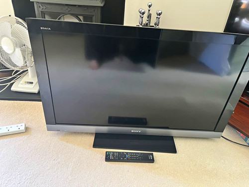 Sony bravia flat screen - flat, tv