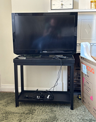 Toshiba 27in lcd flat screen - toshiba,