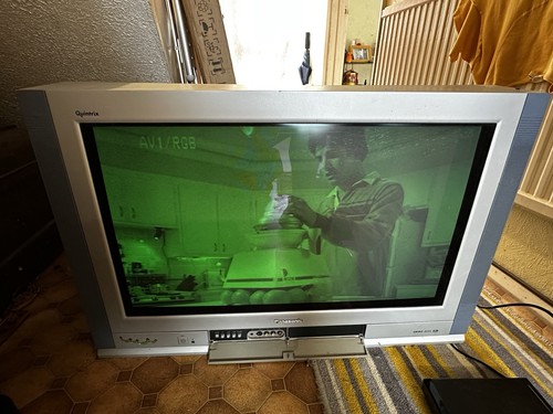 Panasonic 32pb50 32in grey - tx-32pb50,