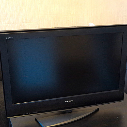 Sony bravia 32in lcd flat - 32in,